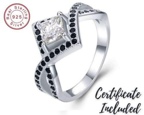 *SOLID 925 STERLING SILVER  0.75CT SQUAR TENTION RING *